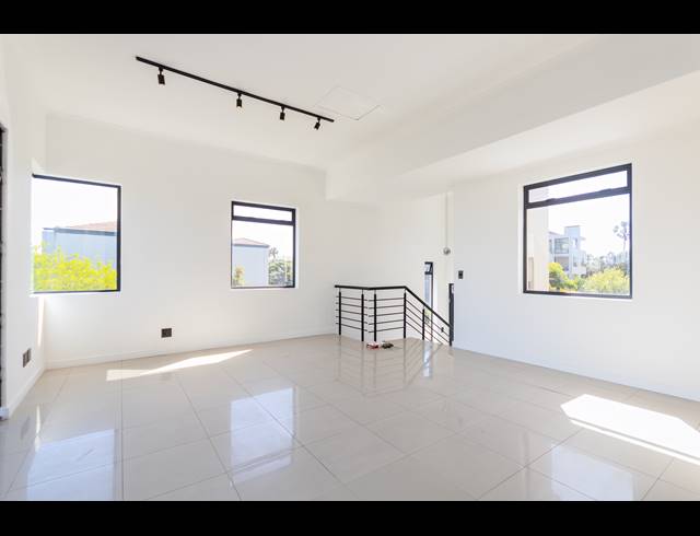 3 BEDROOM TOWNHOUSE TO LET IN CENTURY CITY